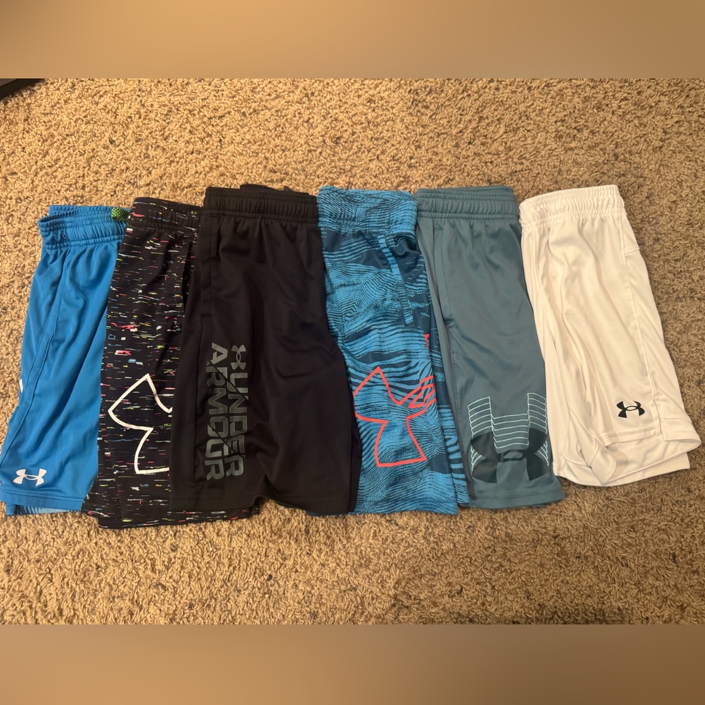 Boys Under Armour bundle of YM shorts
